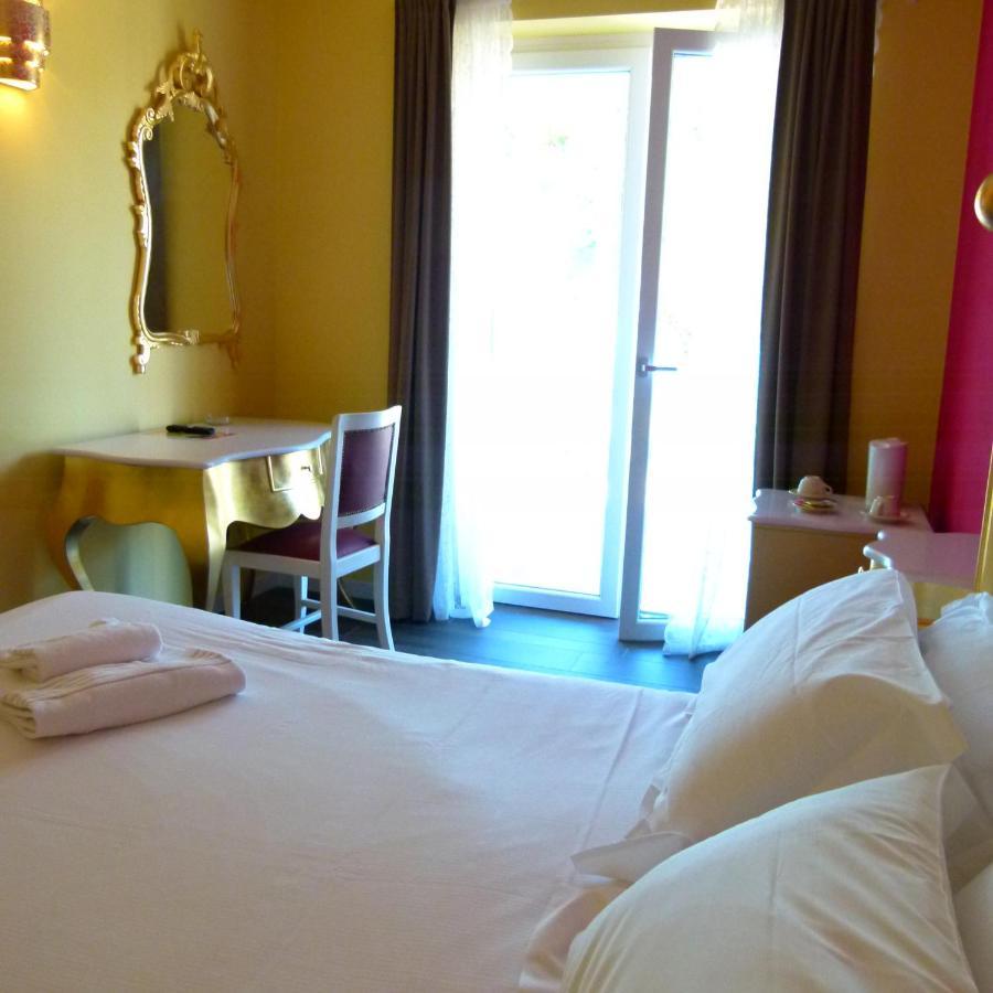 Boutique Hotel Bel Sito Wellness & Private Spa Bardolino Dış mekan fotoğraf