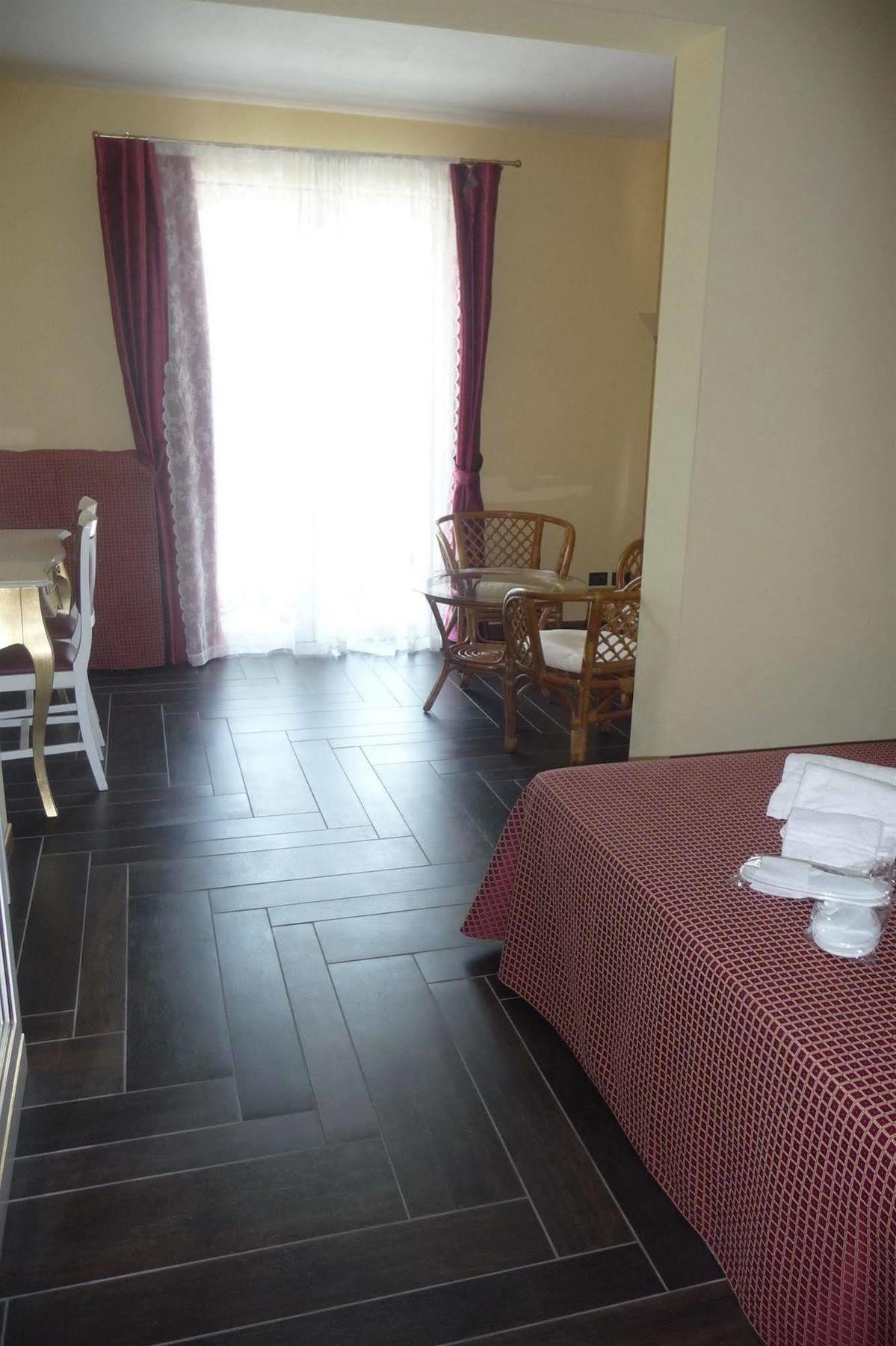 Boutique Hotel Bel Sito Wellness & Private Spa Bardolino Dış mekan fotoğraf